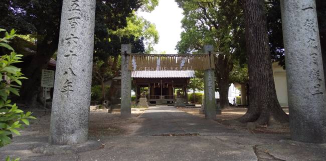 野間八幡宮正面